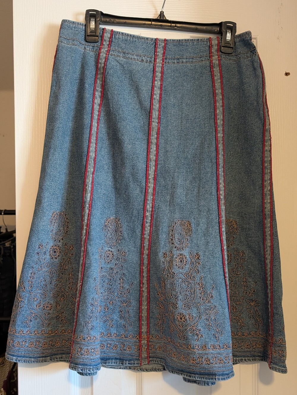 Motto Vintage Y2K Boho Paisley Embroidered Denim Midi Skirt Size 14